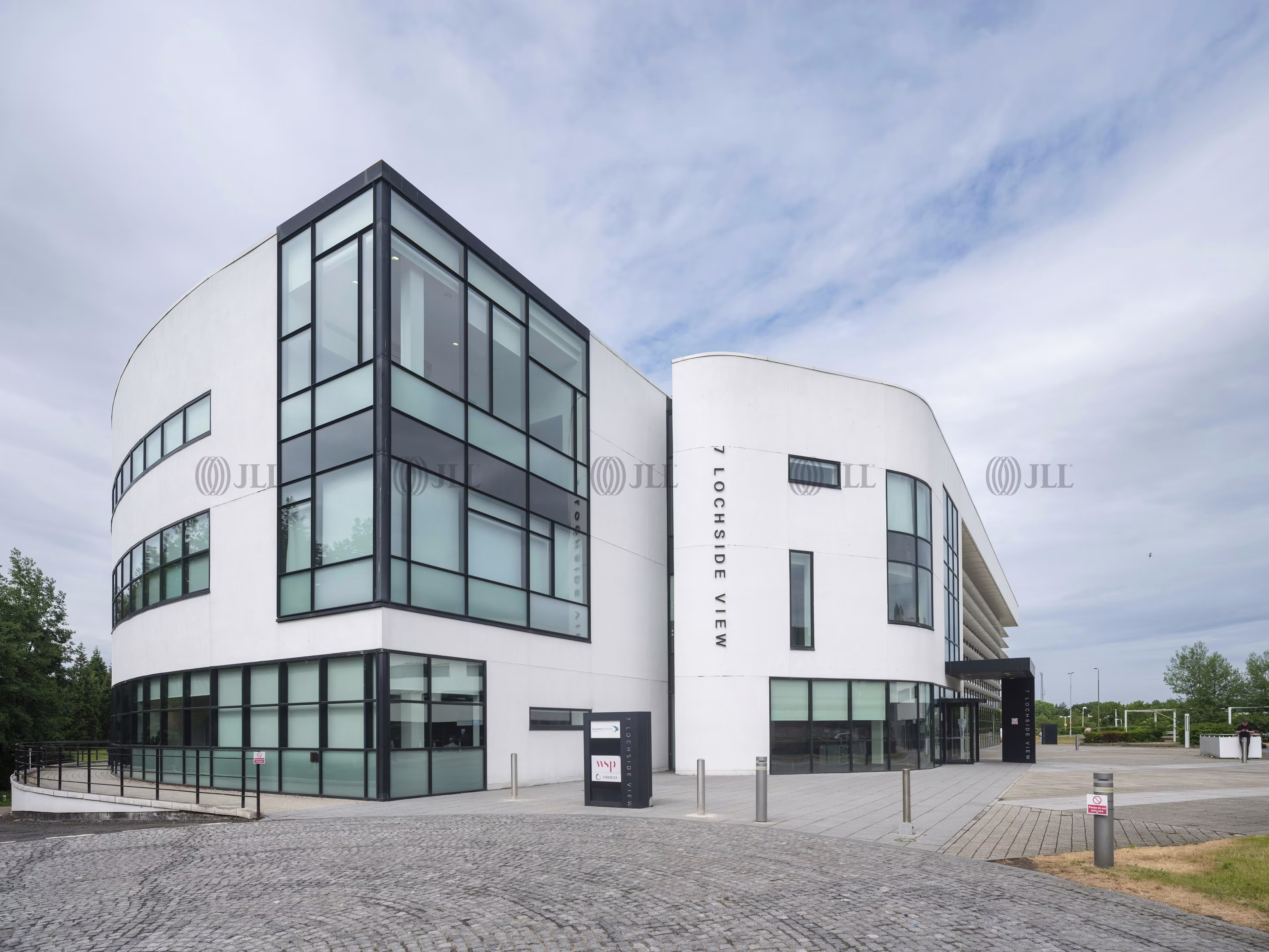 7 Lochside View