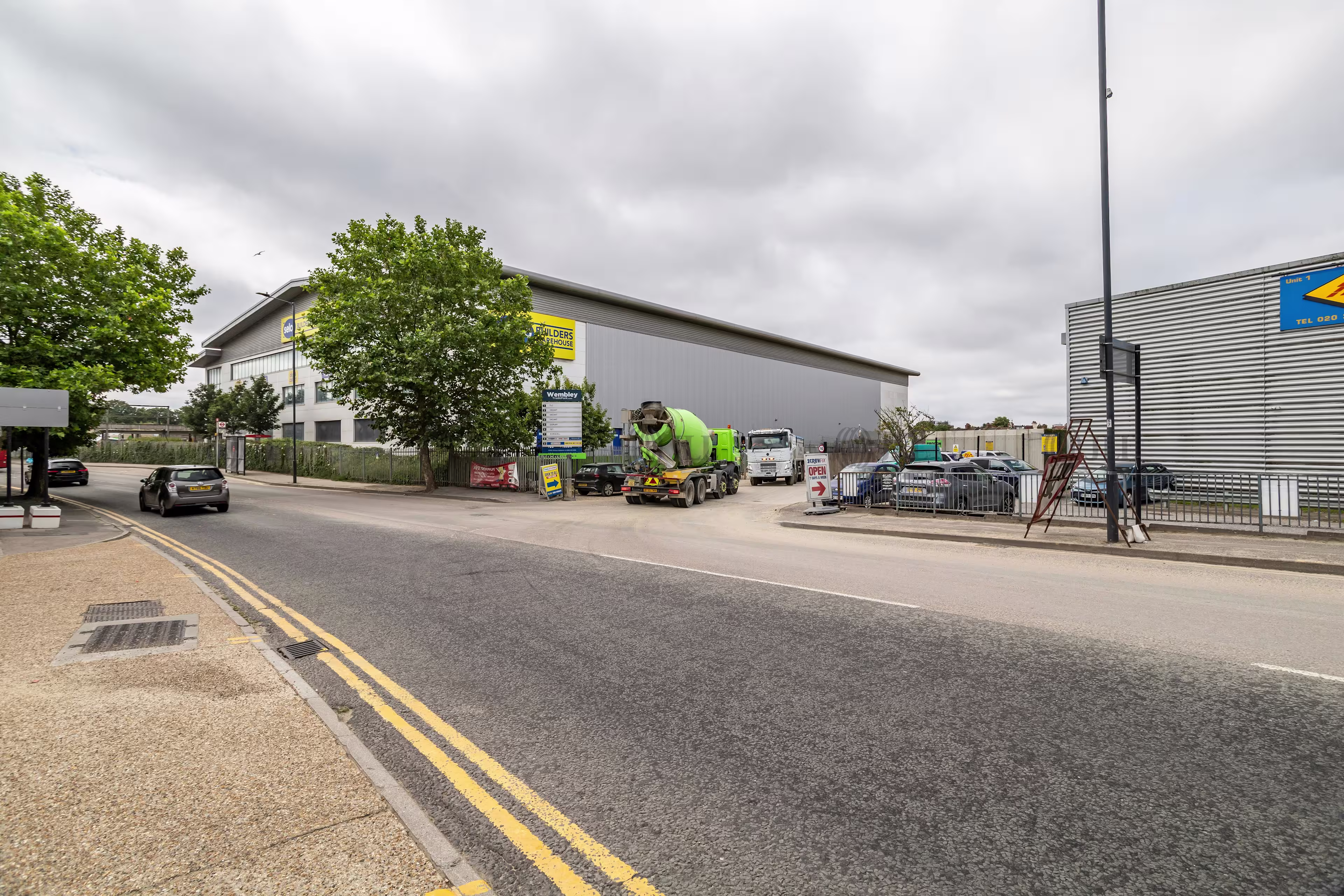 390 North Circular Road
