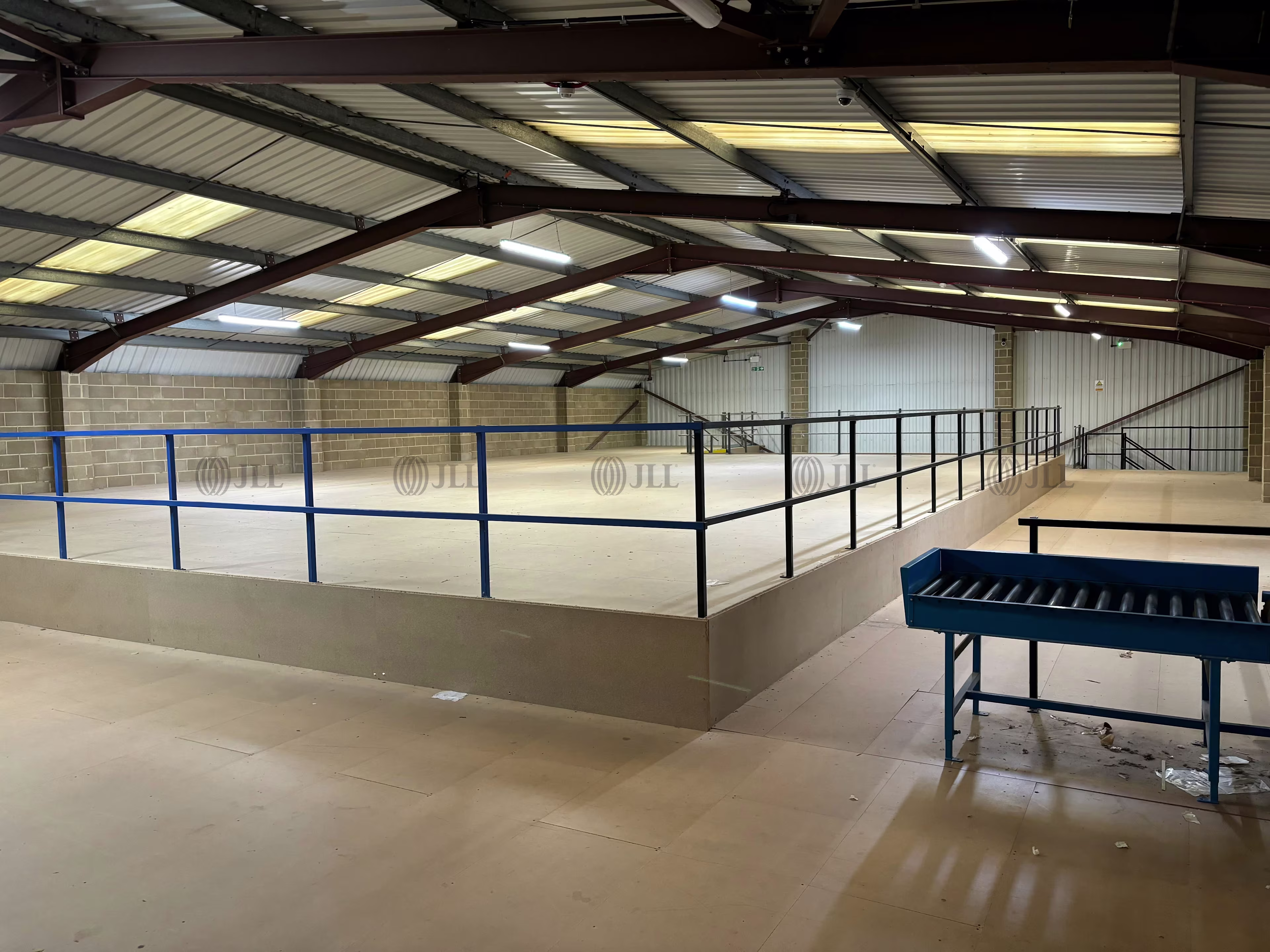 Finch Drive, Springwood Industrial Estate