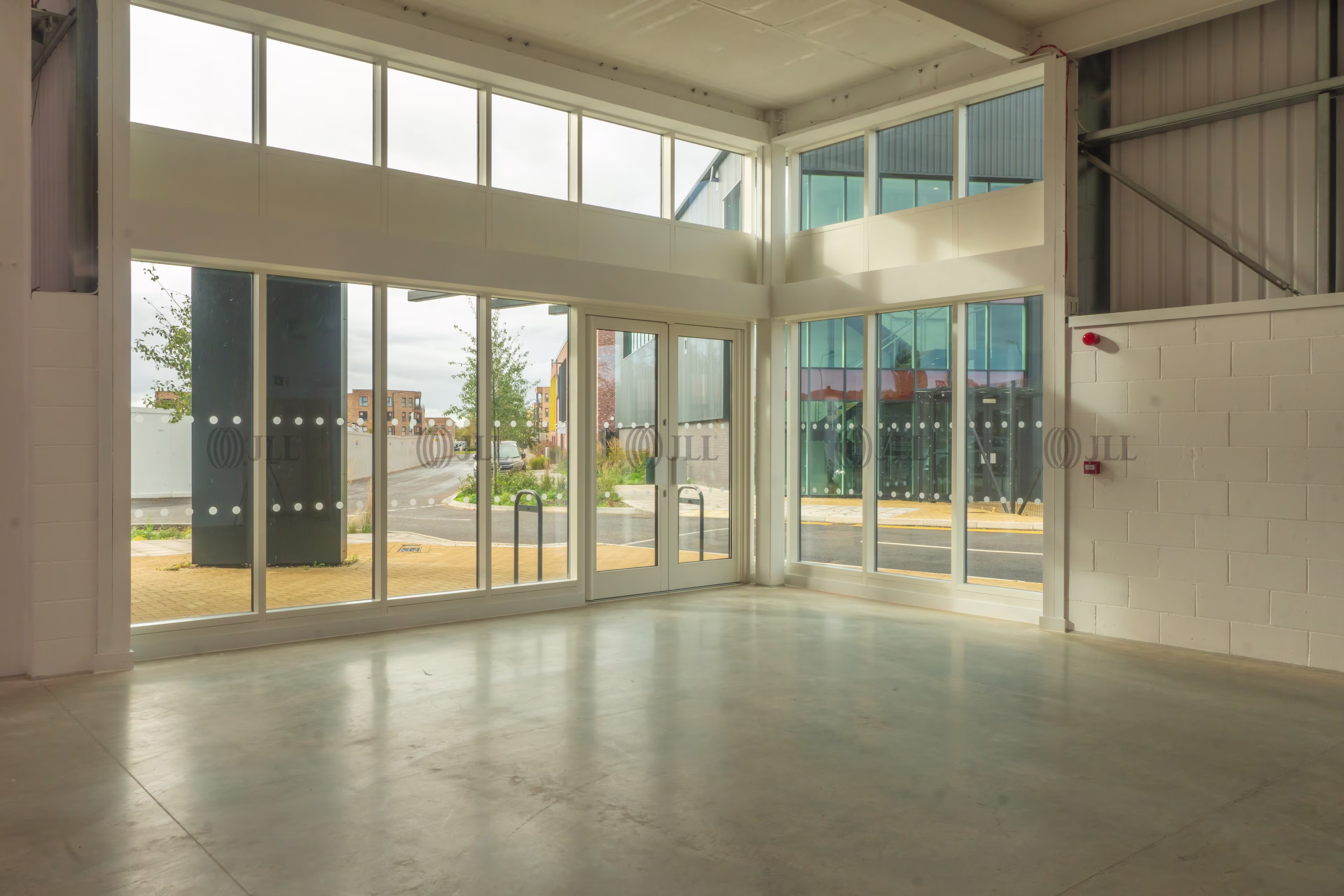 Unit 3, Eastman Edge