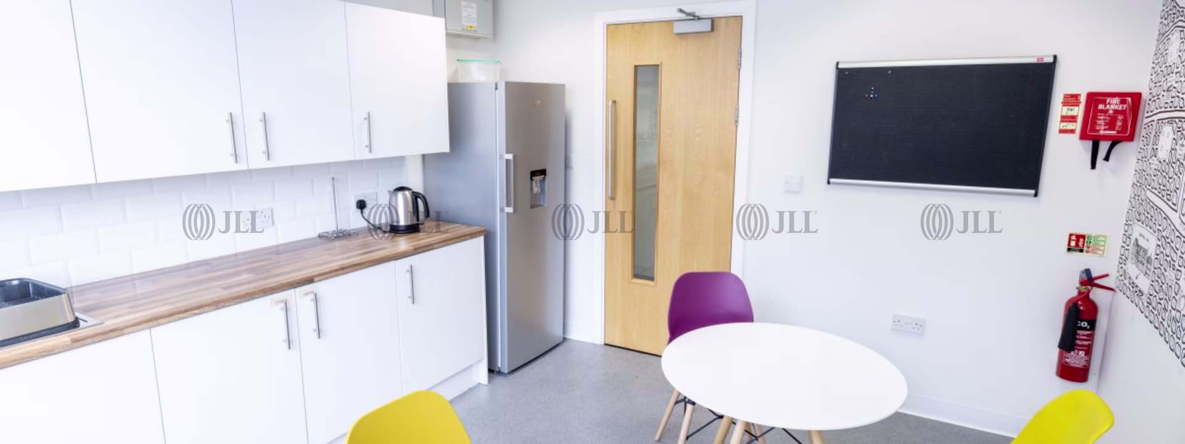 1-13 Wellington Road North (A6)