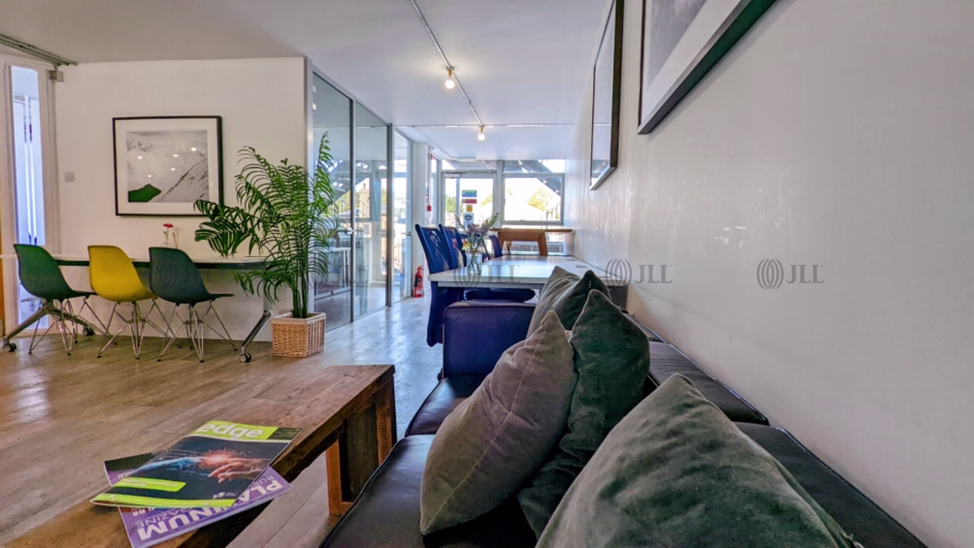 Metro House