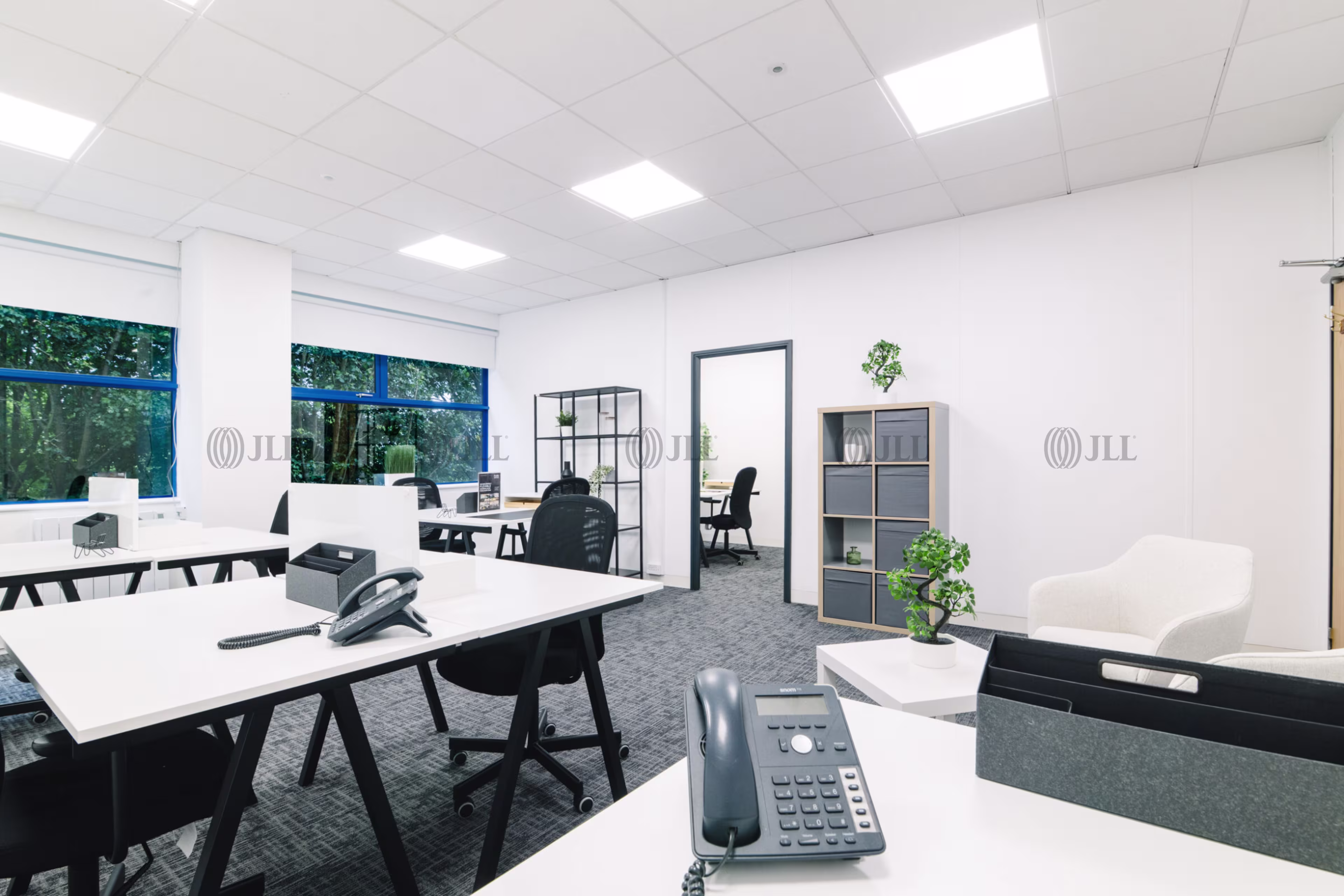 Midshires Business Park