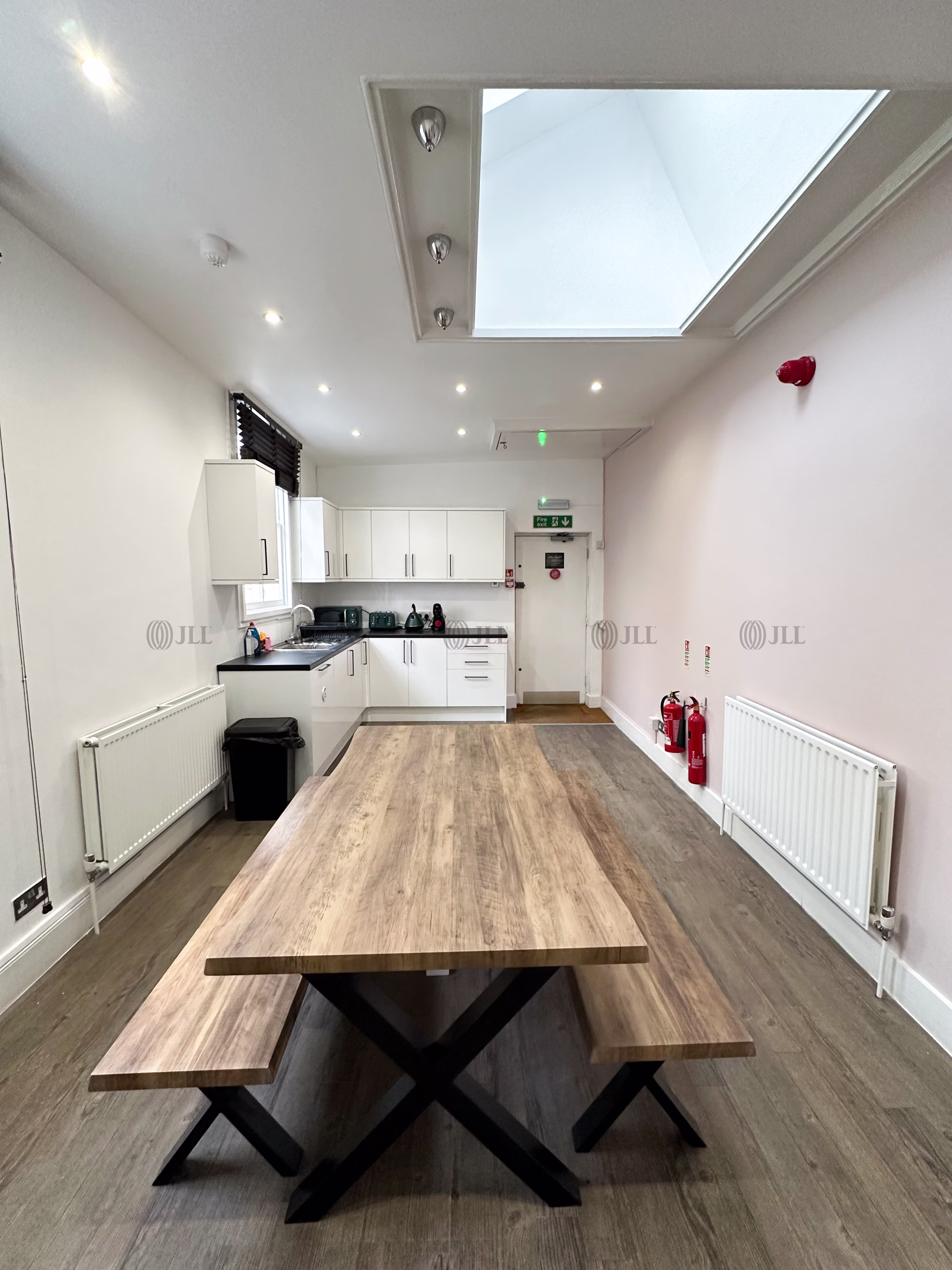 Lower Teddington Road