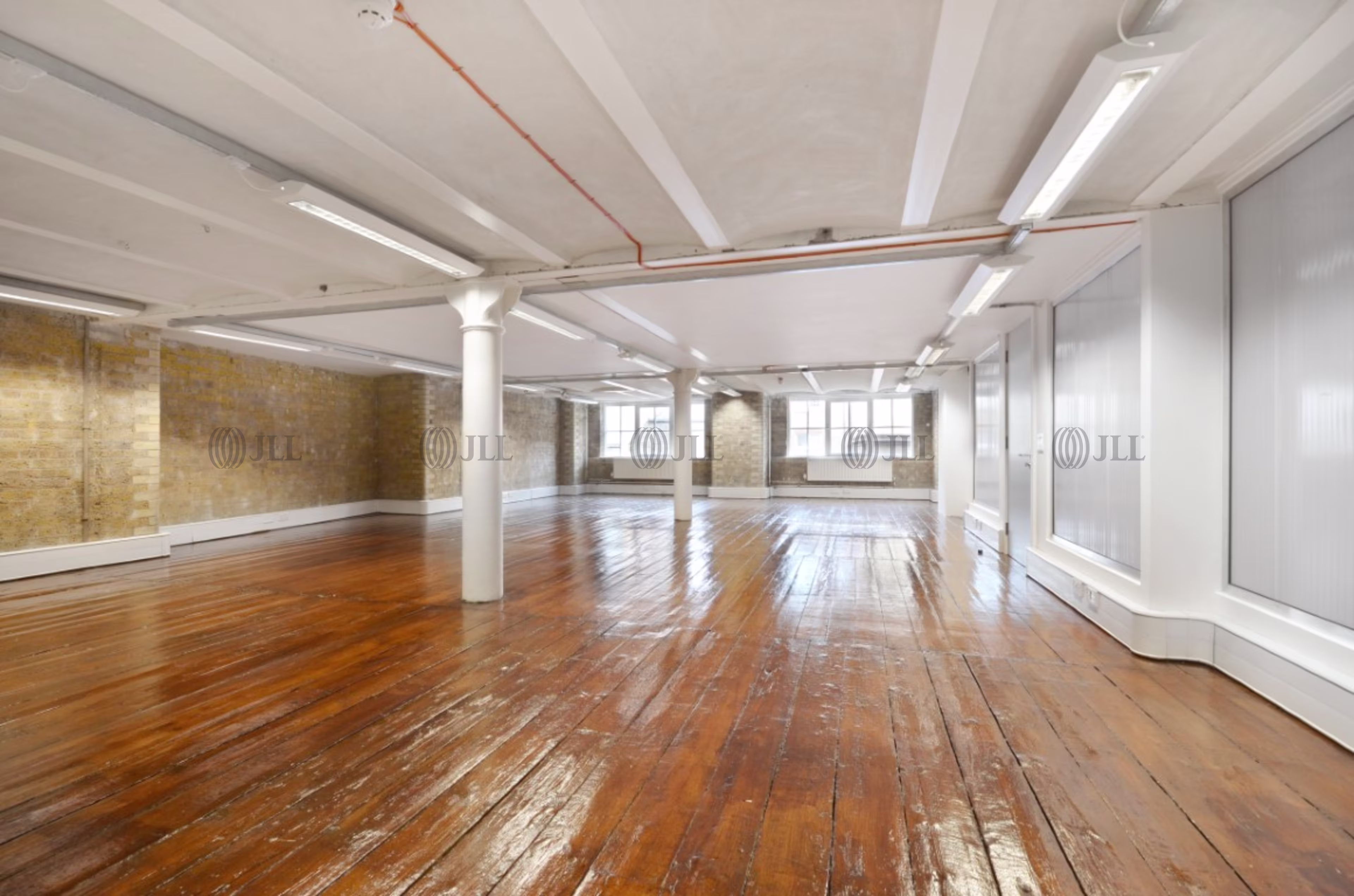 27/31 Clerkenwell Close