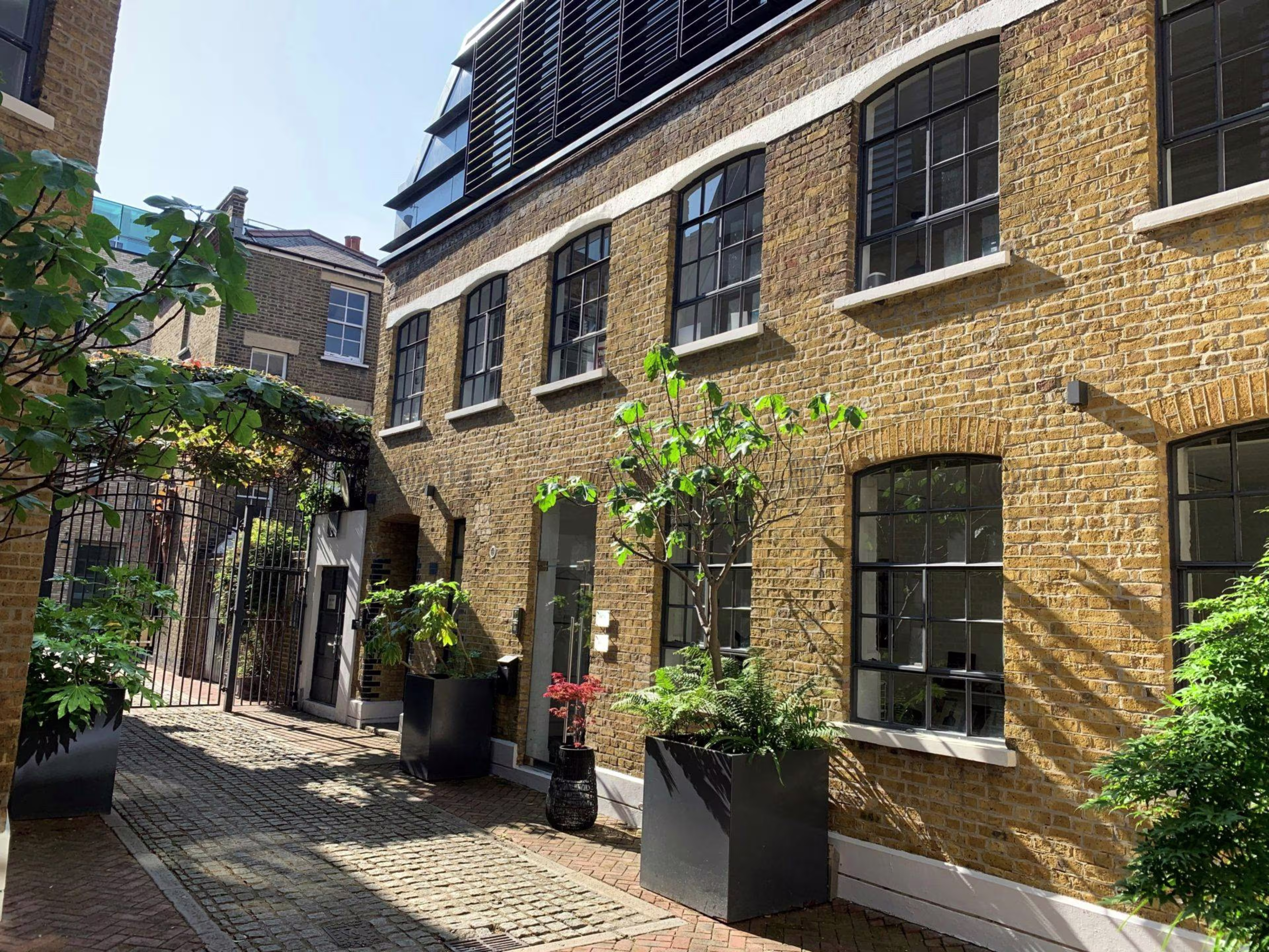 Crosby Row