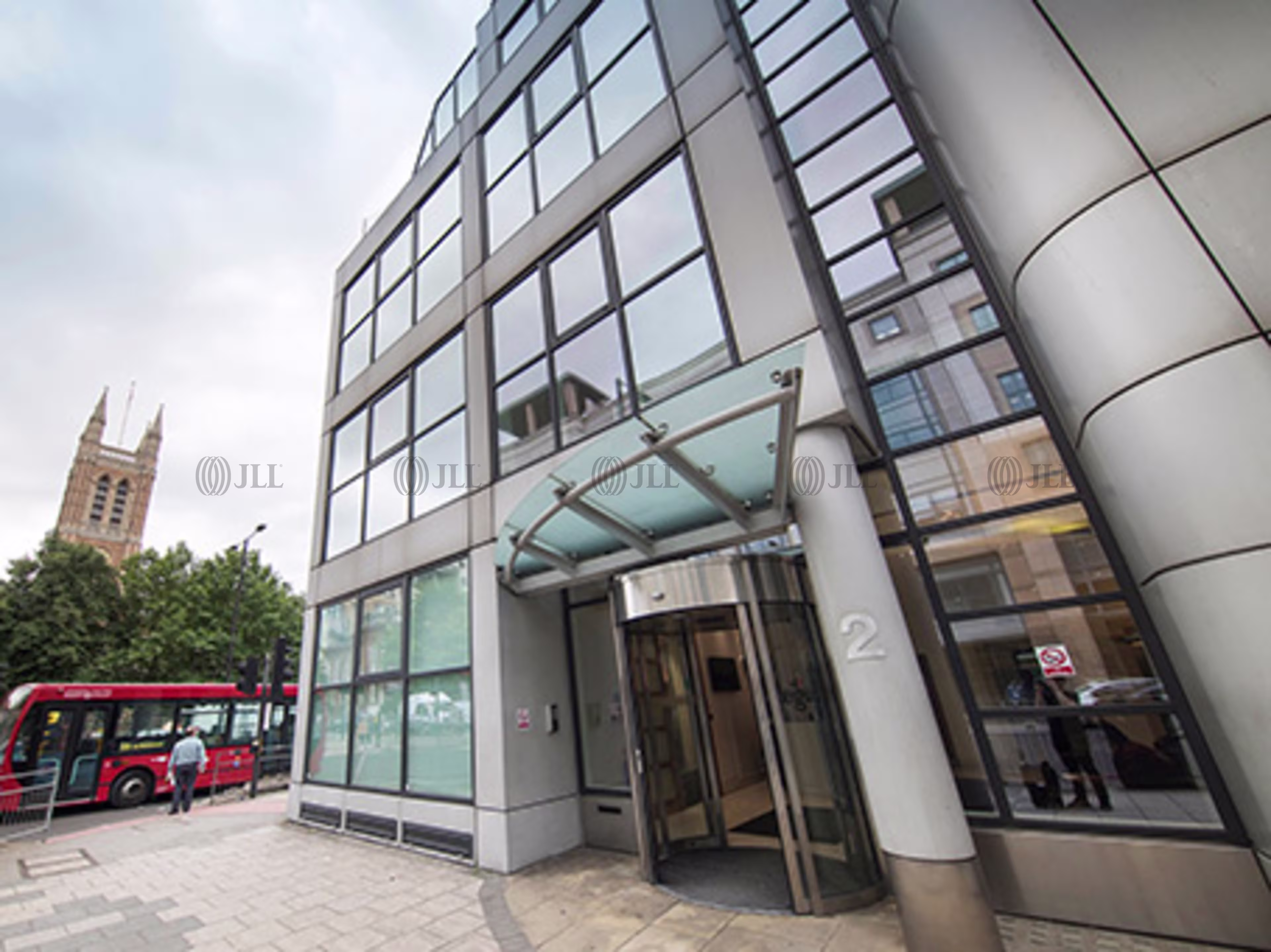 2 Queen Caroline Street