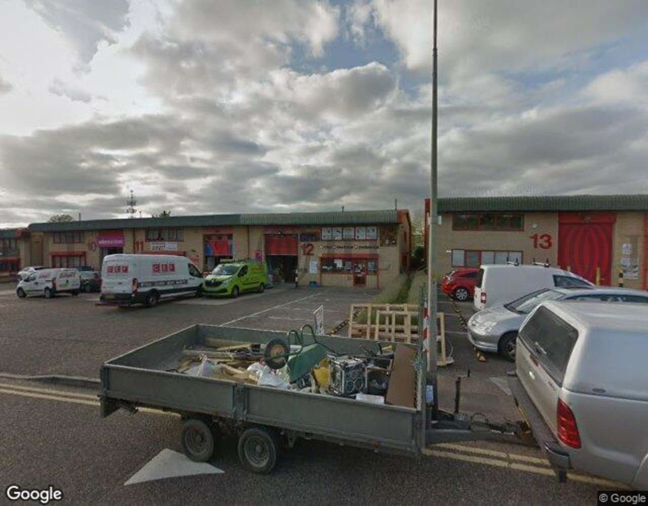 12 Raynham Close, Stortford JLL Properties UK