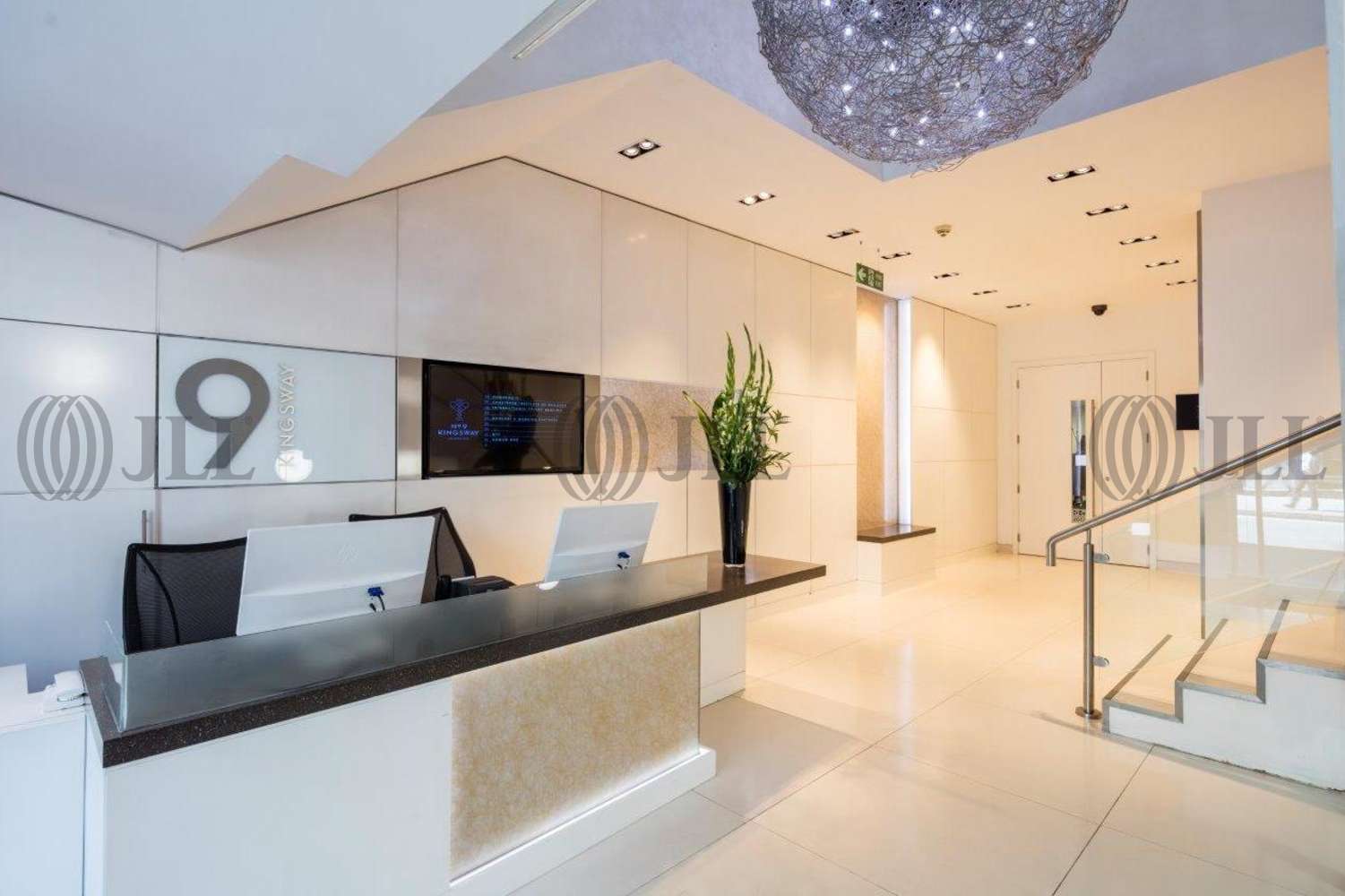 9 Kingsway, London JLL Propertie
s UK 9 Kingsway, London JLL Properties UK