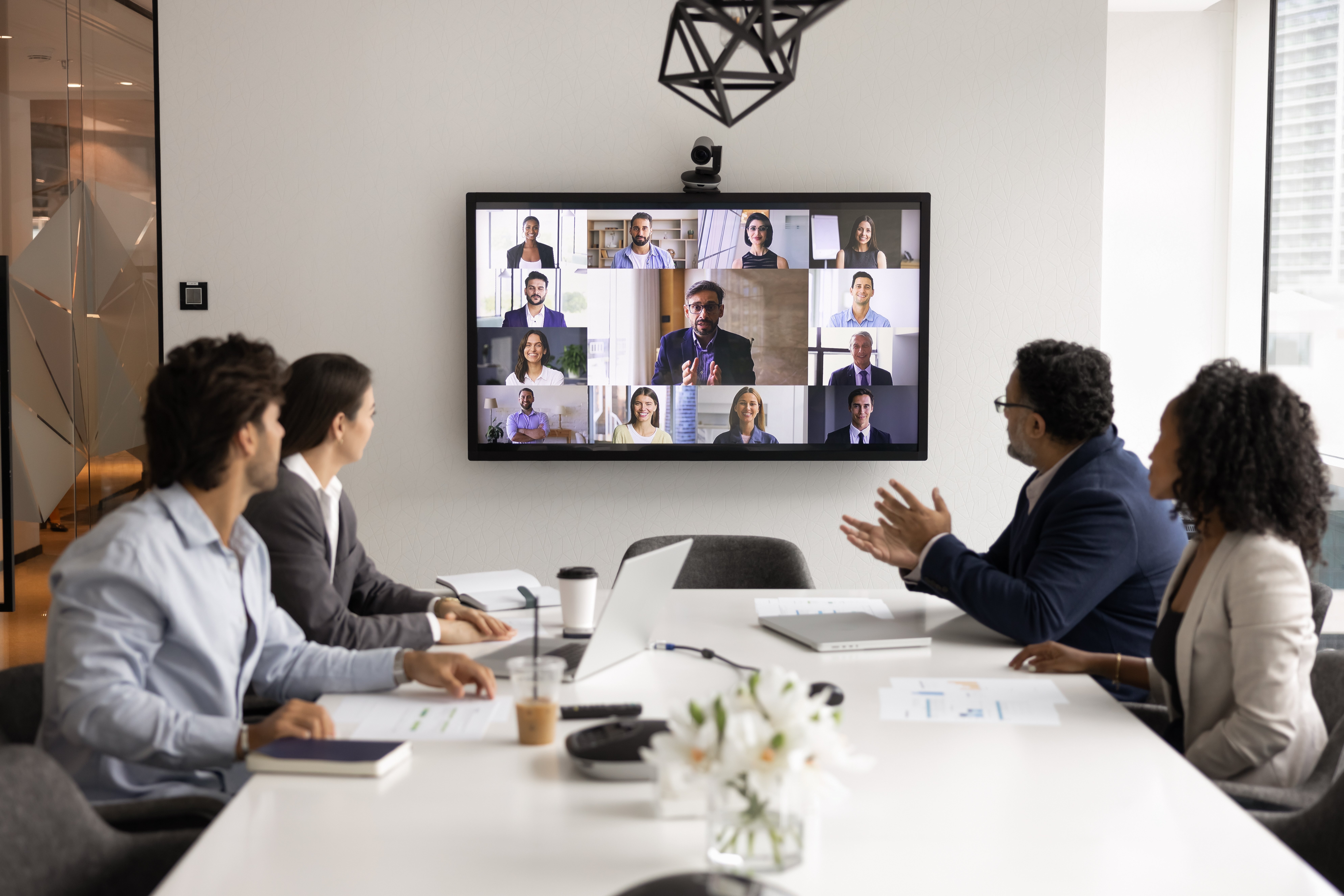 What Are the Advantages of a Virtual Office?