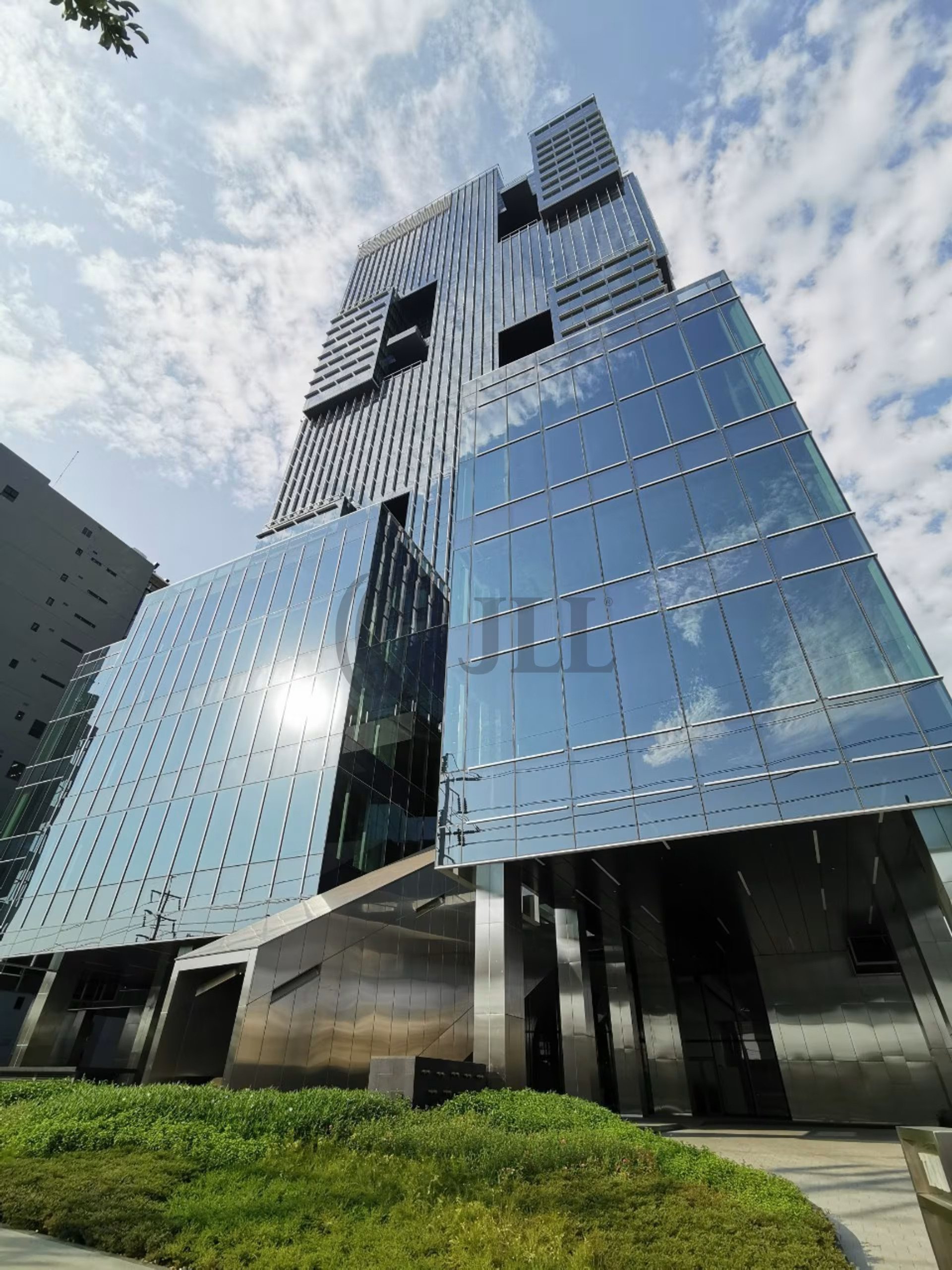 Bangna office for rent—AIA East Gateway