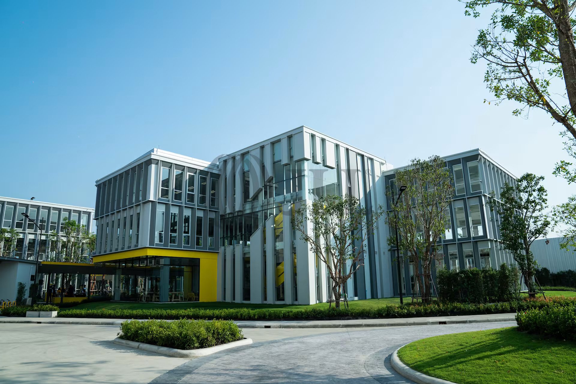 Bangna office for rent—Summer Lasalle