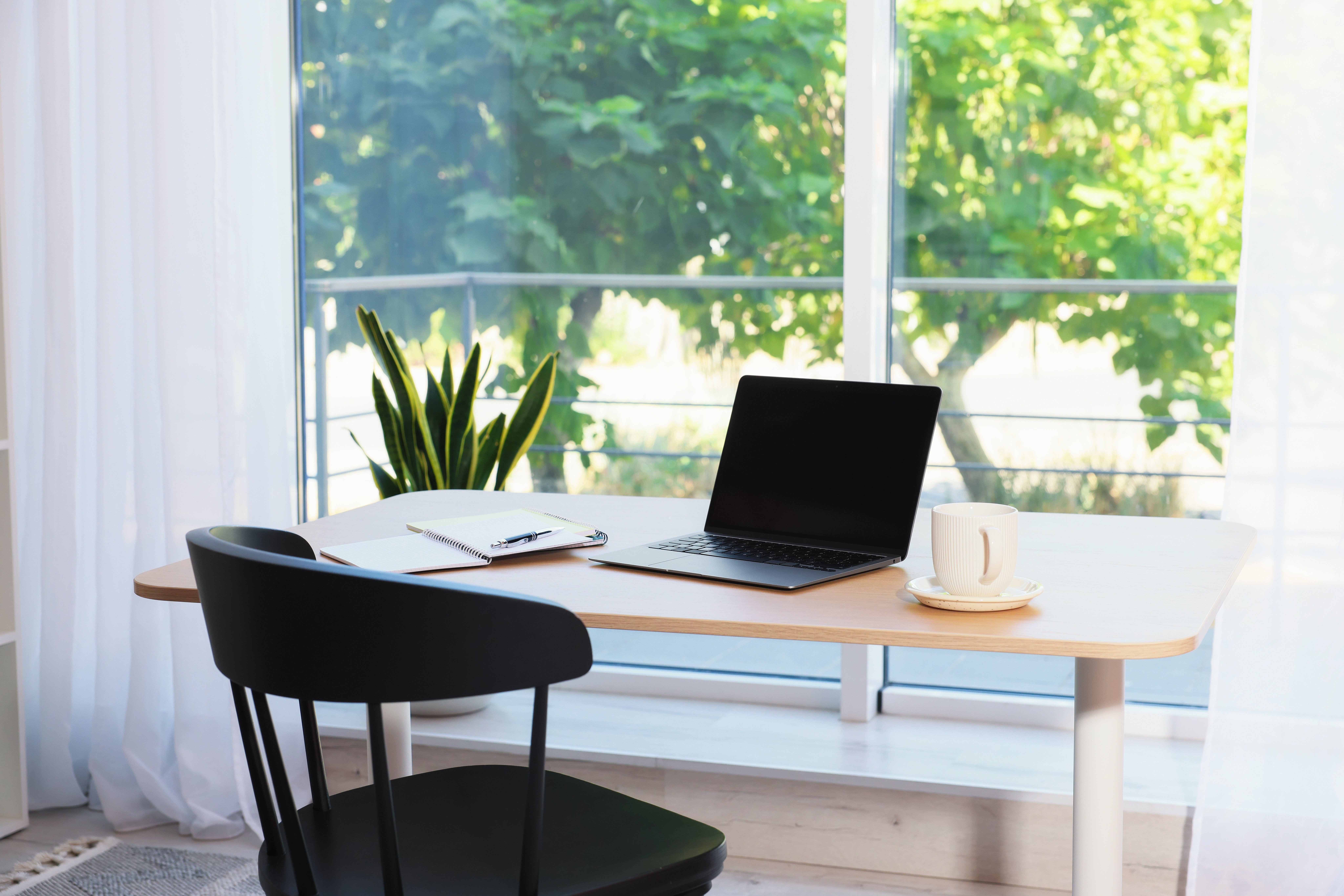 Feng shui office decorations for workspace arrangement