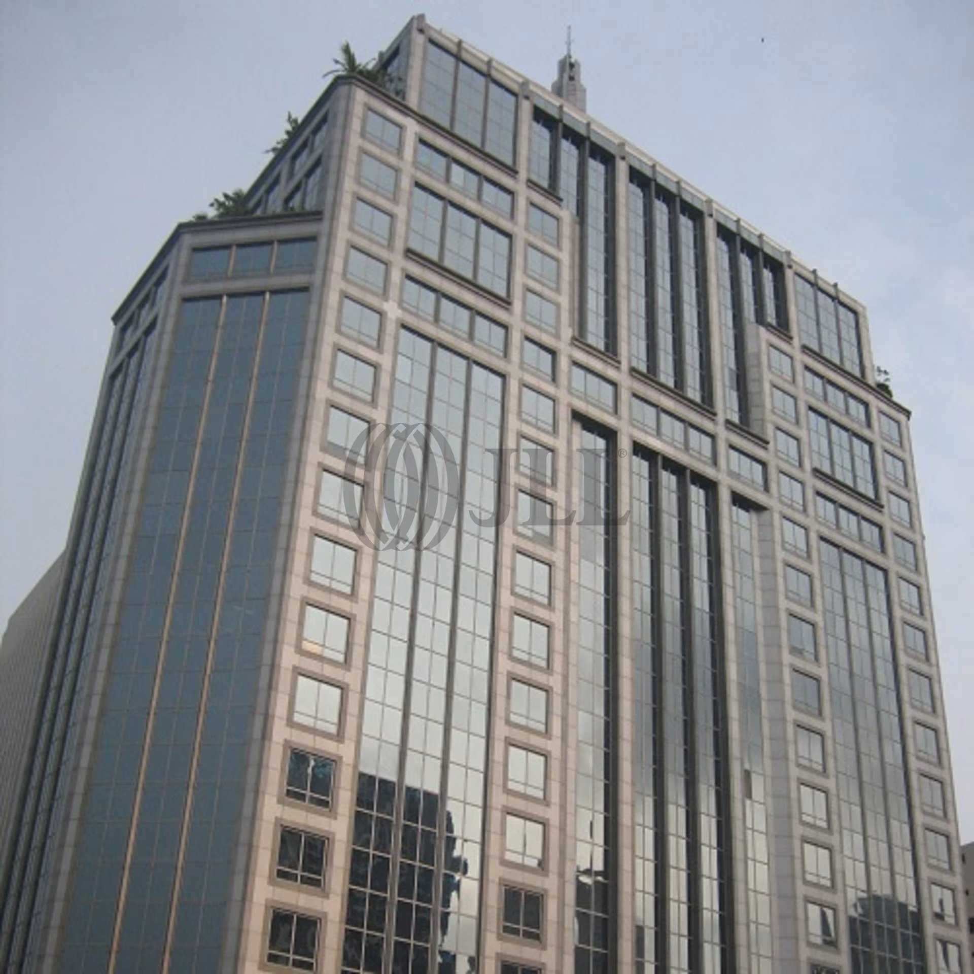 Office in Chidlom Mercury Tower