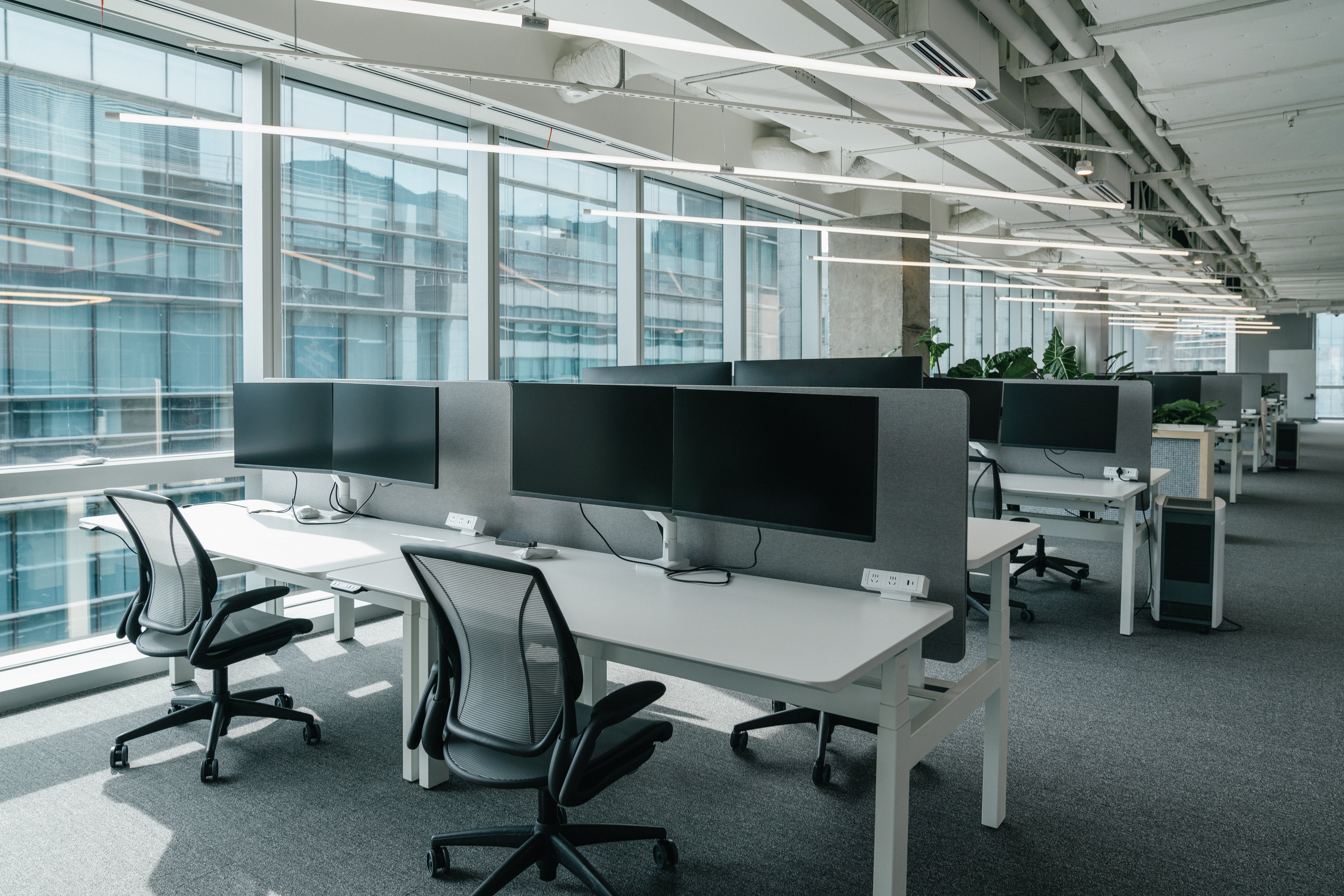 Key factors to consider when choosing an office for rent