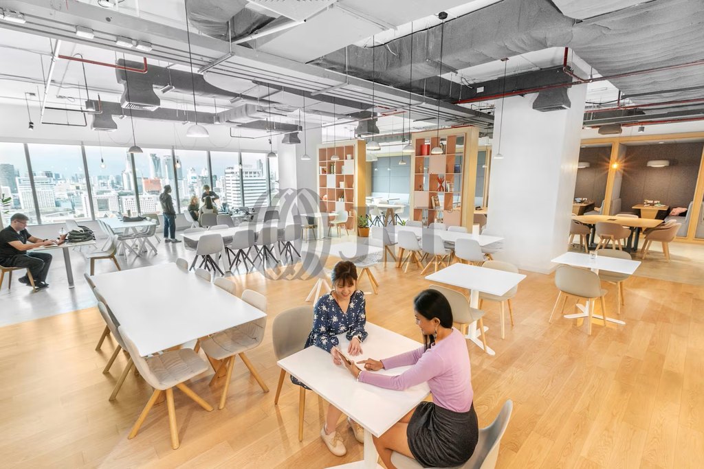 Co-working space ใกล้ BTS สุรศักดิ์ - REGUS
