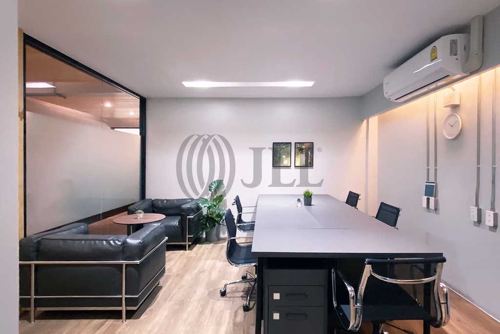 Co-working space ใกล้ BTS สถานีสะพานตากสิน - TLoft Co-working space