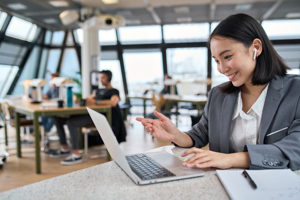 Hybrid Workplace กับ Hybrid Working ต่างกันอย่างไร