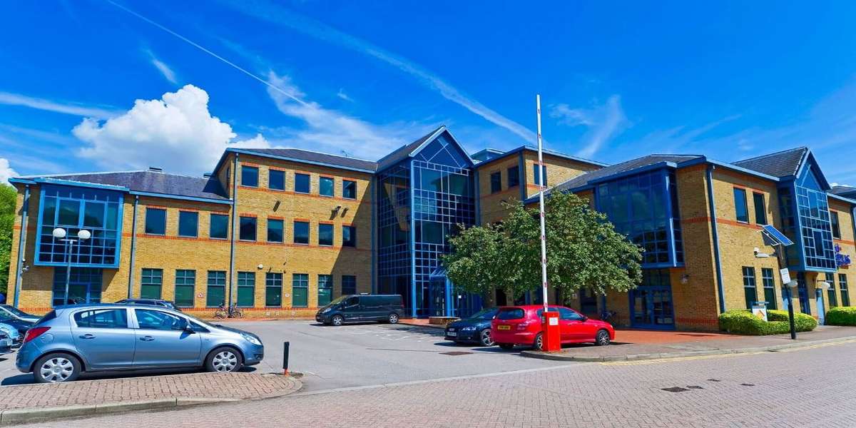 Knyvett House, Staines 1, Kingsbury Crescent, Watermans Business Park