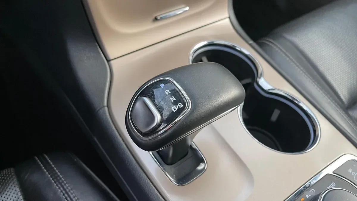 Jeep Cherokee Overland 5.7 Aut año 2016
