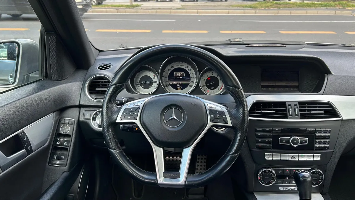 Mercedes Benz C250 Avantgarde año 2014