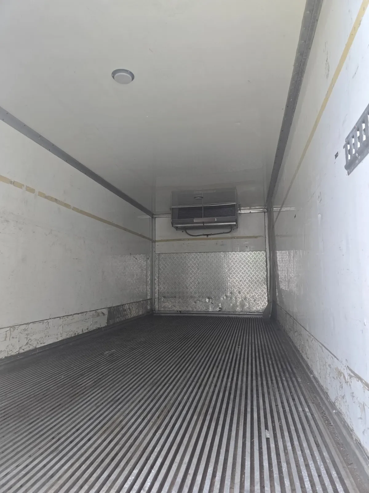 Hino XZU Otra año 2023