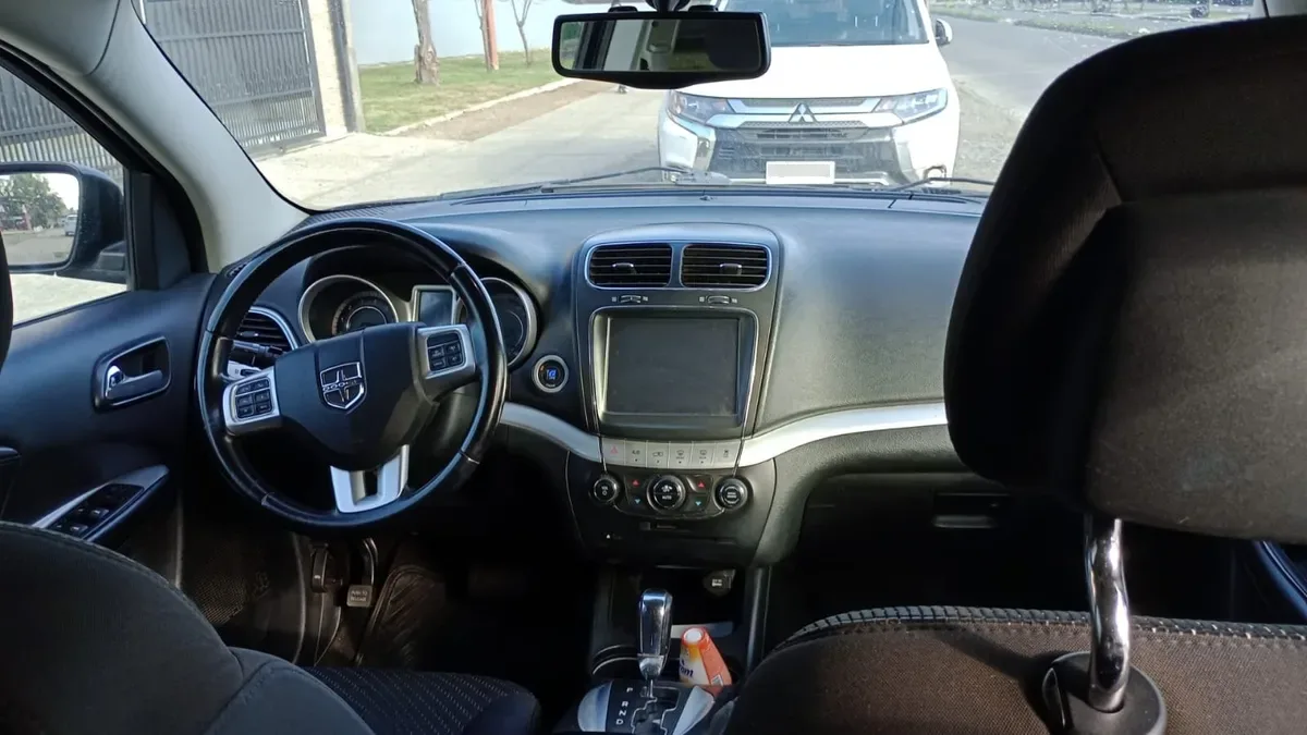 DODGE JOURNEY 2.4 Se At año 2013
