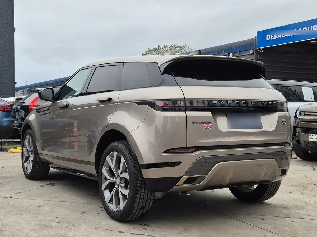Land Rover Evoque 2.0i R-Dynamic S año 2024