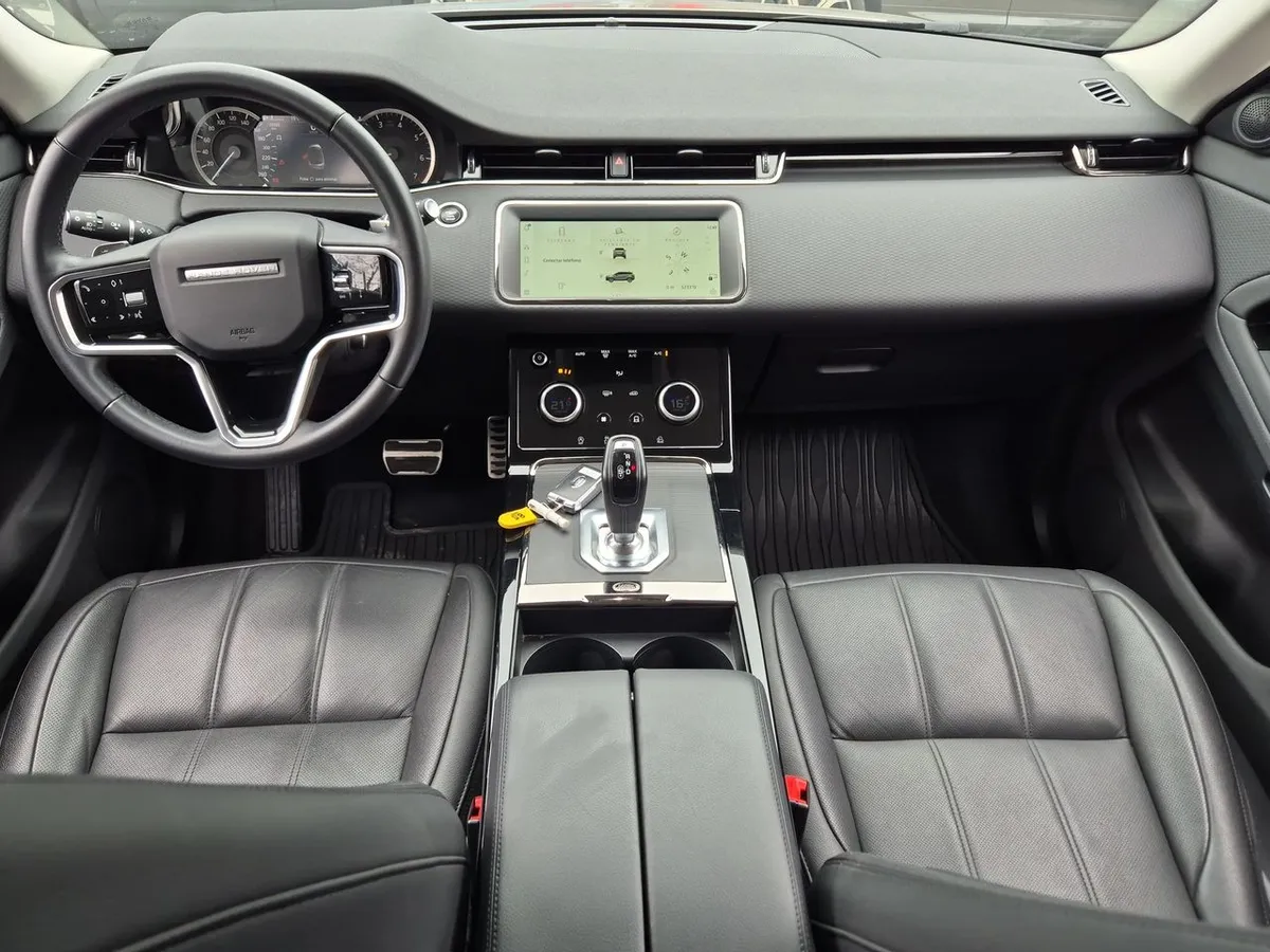 Land Rover Evoque 2.0i R-Dynamic S año 2024