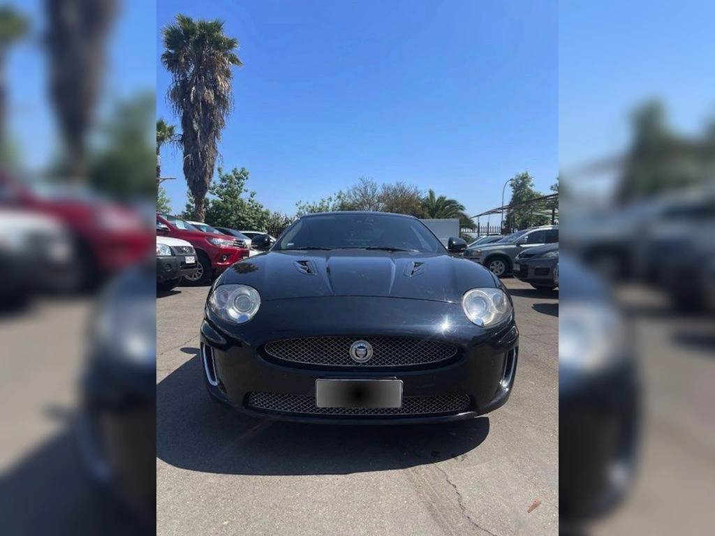 JAGUAR XKR-S 5.8 V8 Supercharged año 2012