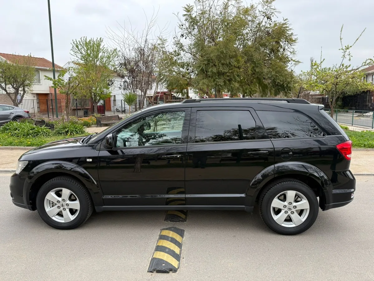 DODGE JOURNEY 2.4 Se At año 2019