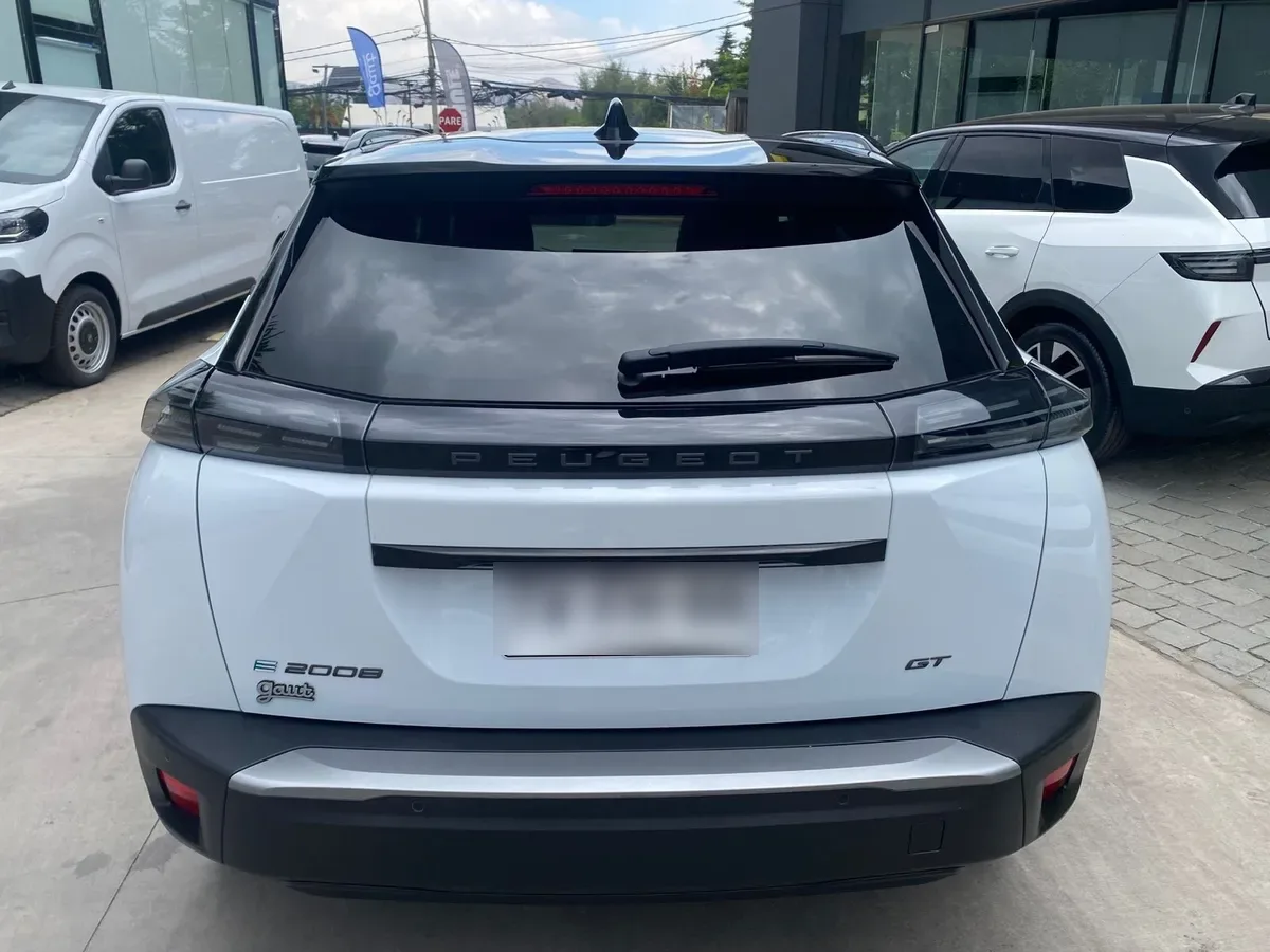 PEUGEOT 2008 0.0 Gt Ev At Electrico año 2025