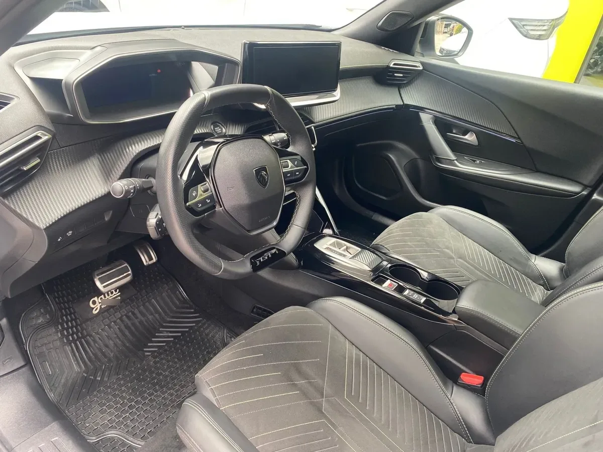 PEUGEOT 2008 0.0 Gt Ev At Electrico año 2025