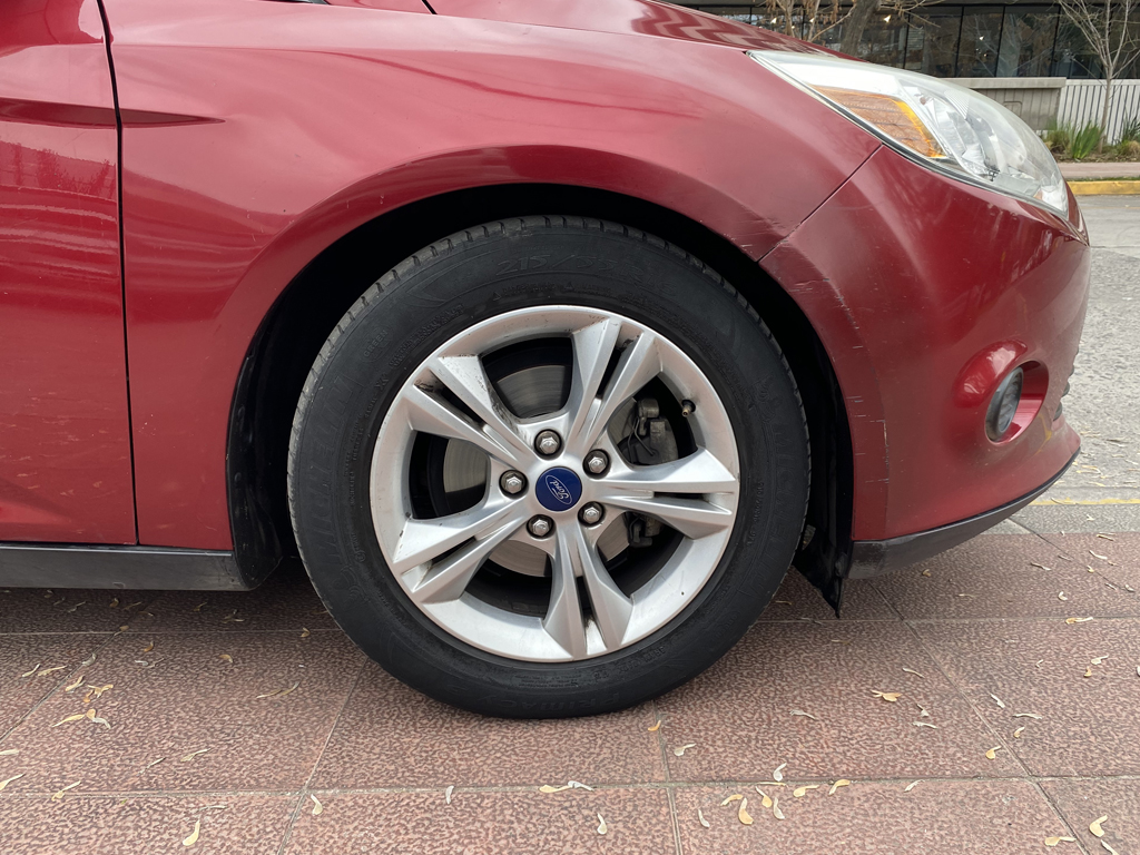 FORD FOCUS Se año 2014