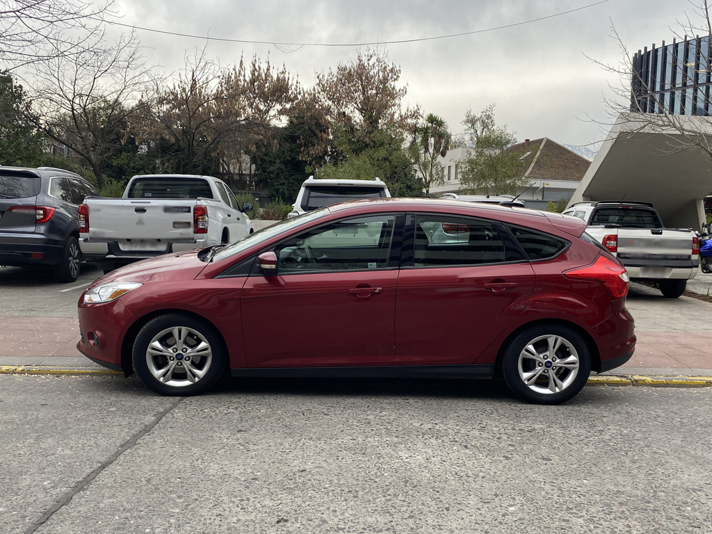 FORD FOCUS Se año 2014