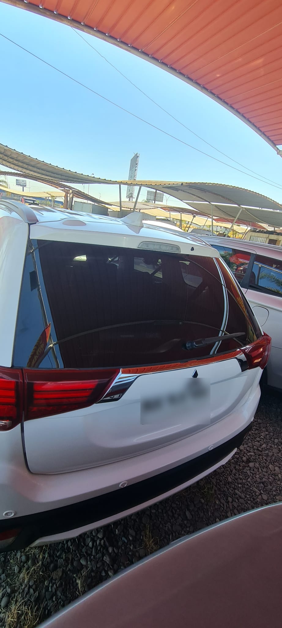 MITSUBISHI OUTLANDER 2.4 Glx At 4x4 año 2018