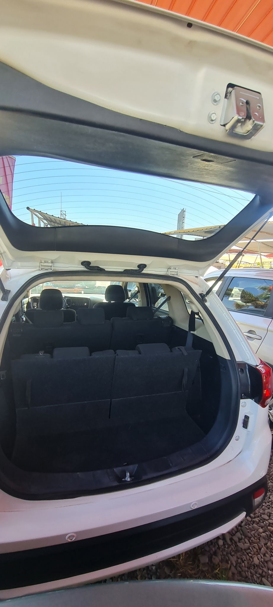 MITSUBISHI OUTLANDER 2.4 Glx At 4x4 año 2018