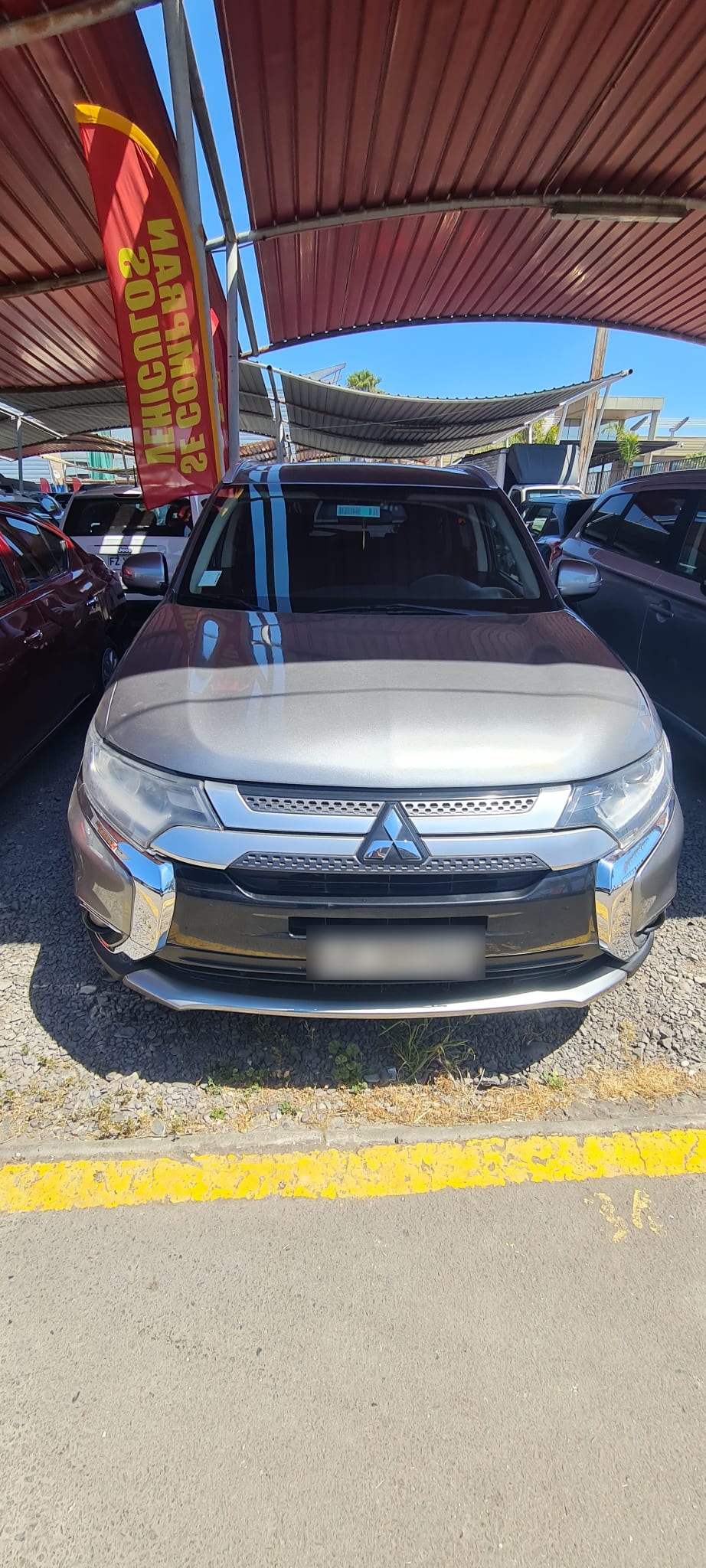 MITSUBISHI OUTLANDER 2.0 4x2 At año 2019