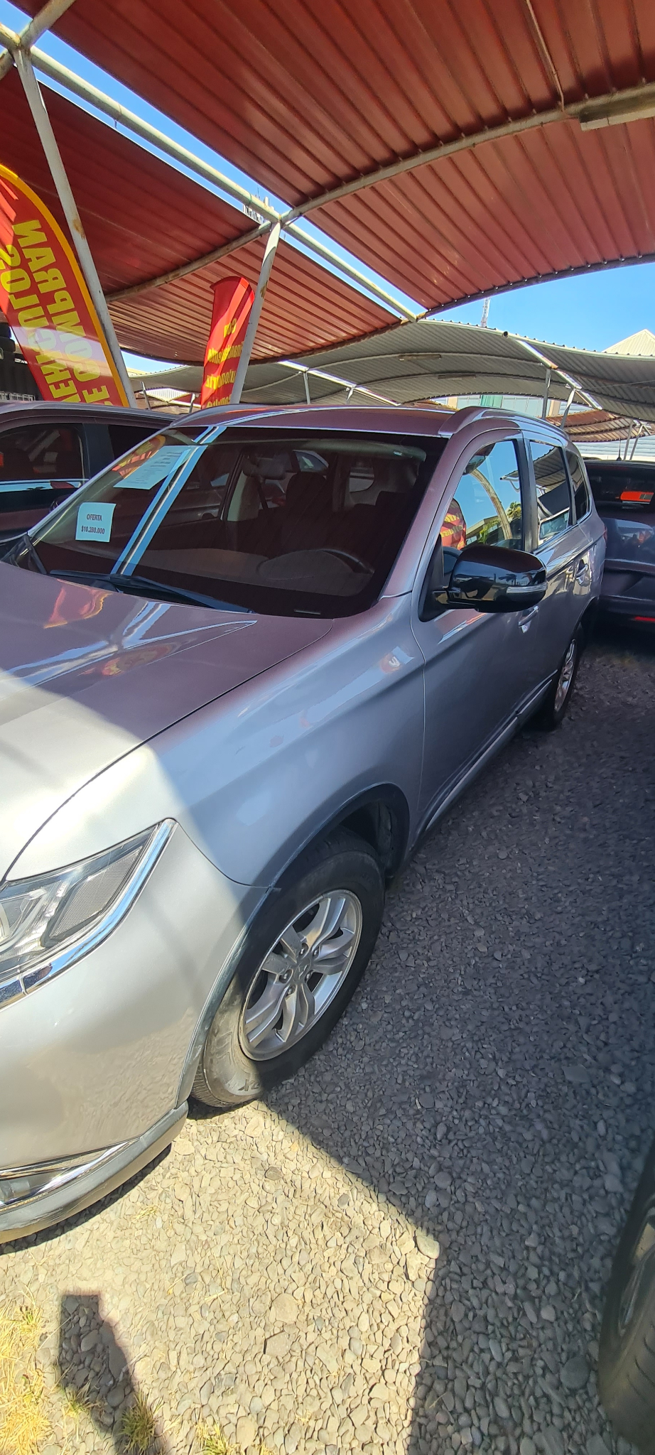 MITSUBISHI OUTLANDER 2.0 4x2 At año 2019