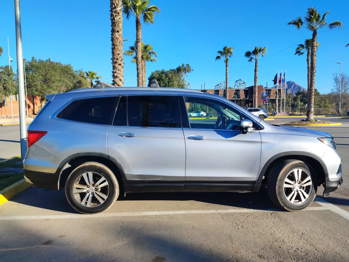 HONDA PILOT 3.5 Elite At 4x4 año 2016