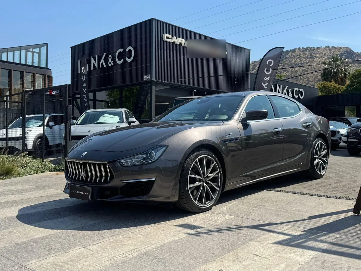 MASERATI GHIBLI Gt Hibrido año 2022