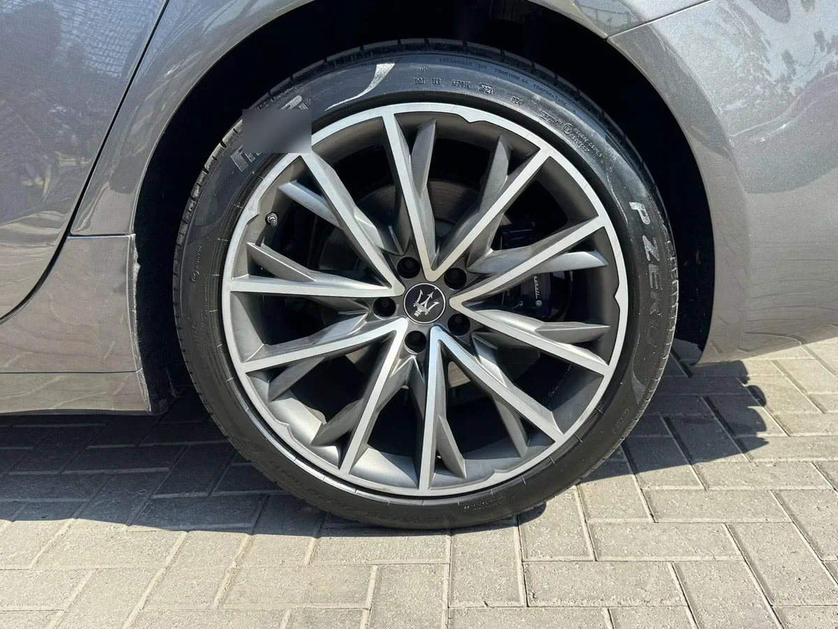 MASERATI GHIBLI Gt Hibrido año 2022
