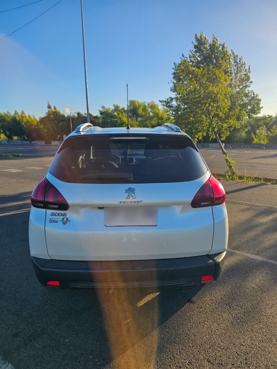 PEUGEOT 2008 1.6 Allure Bluehdi 100hp E6 Mt Diesel año 2017