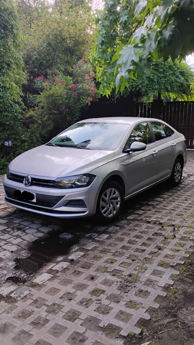 VOLKSWAGEN VIRTUS 1.6 Trendline Mt año 2021