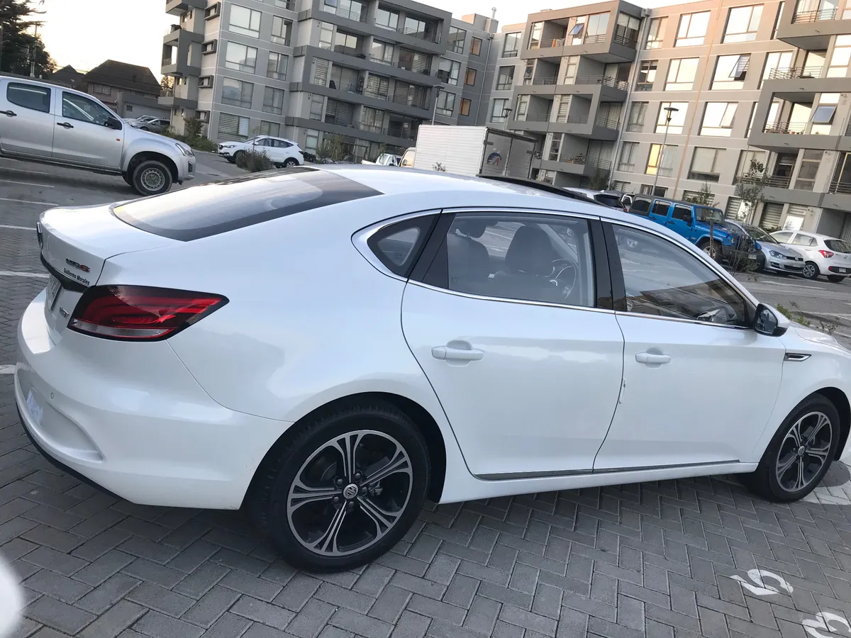 MG MG6 1.5 Dlx Mt año 2021