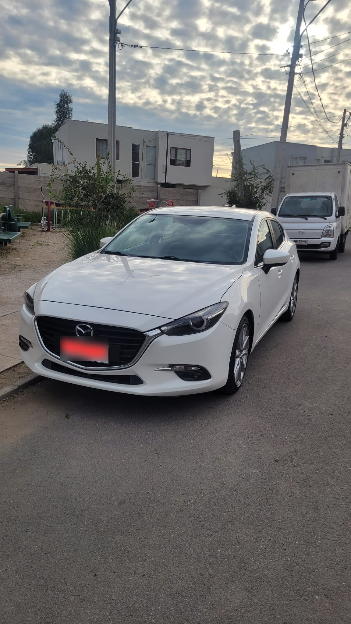 MAZDA MAZDA3 2.0l V Mt año 2018