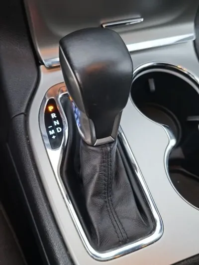 JEEP GRAND CHEROKEE 3.6 Limited Lx At 4x4 año 2019
