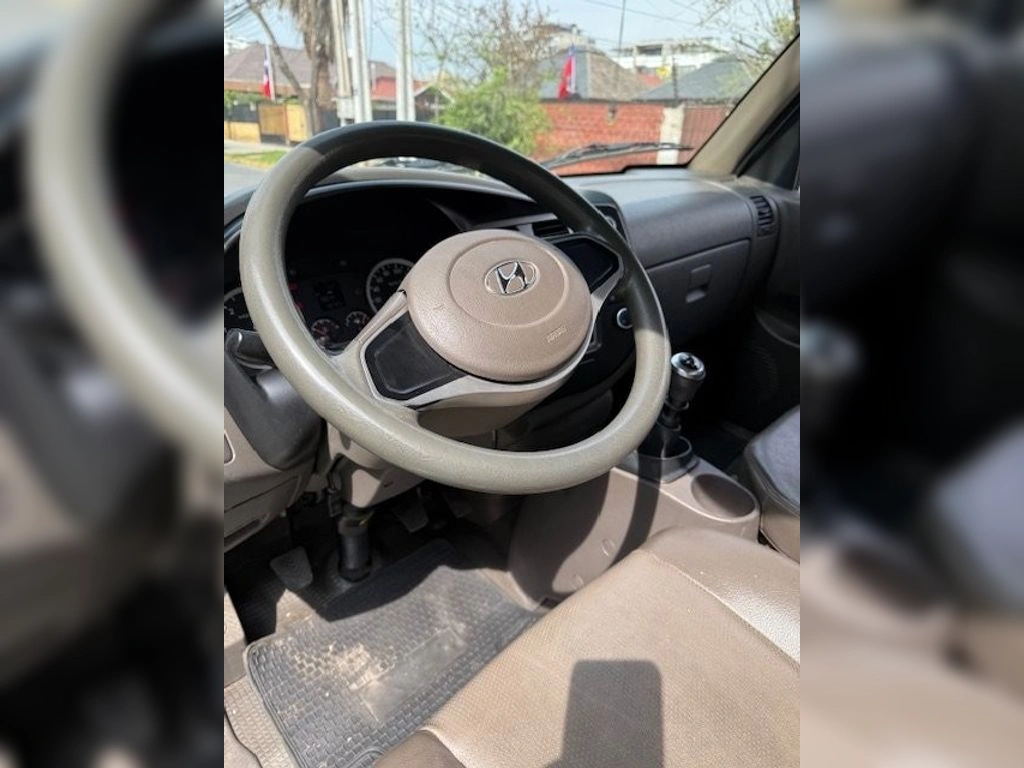 HYUNDAI PORTER 2.5 Crdi Diesel Gls 4x2 Chasis Ac 6mt 2p año 2022