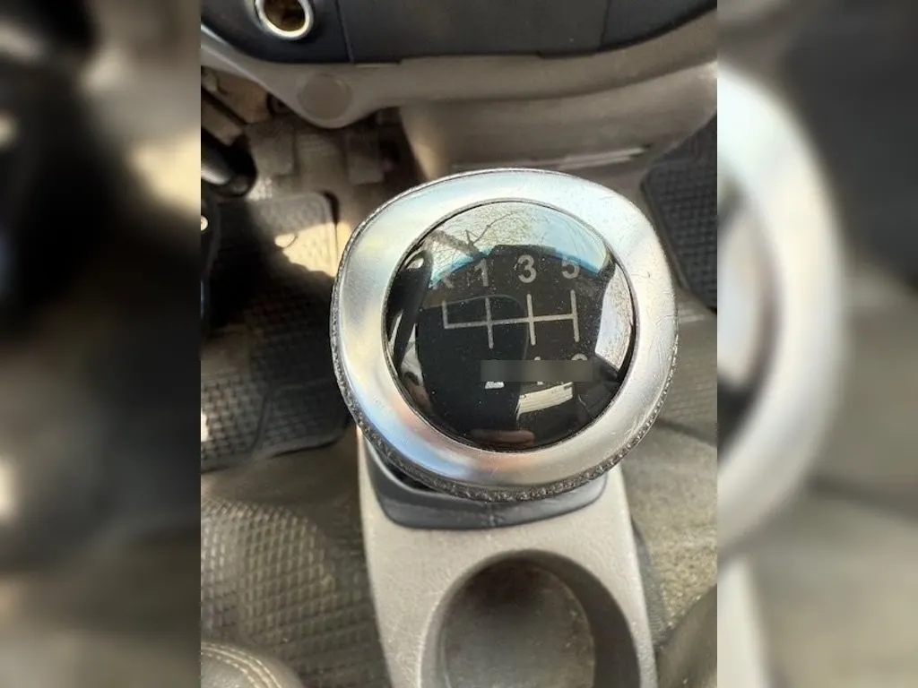 HYUNDAI PORTER 2.5 Crdi Diesel Gls 4x2 Chasis Ac 6mt 2p año 2022