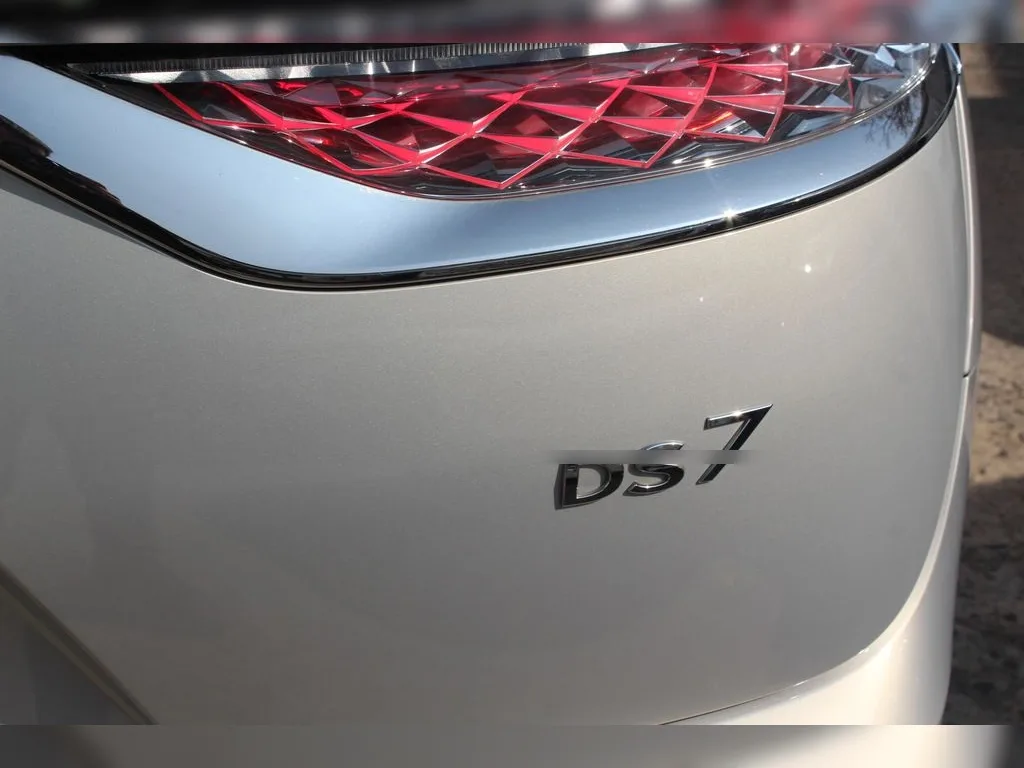 DS Automobiles Ds 7 At año 2023